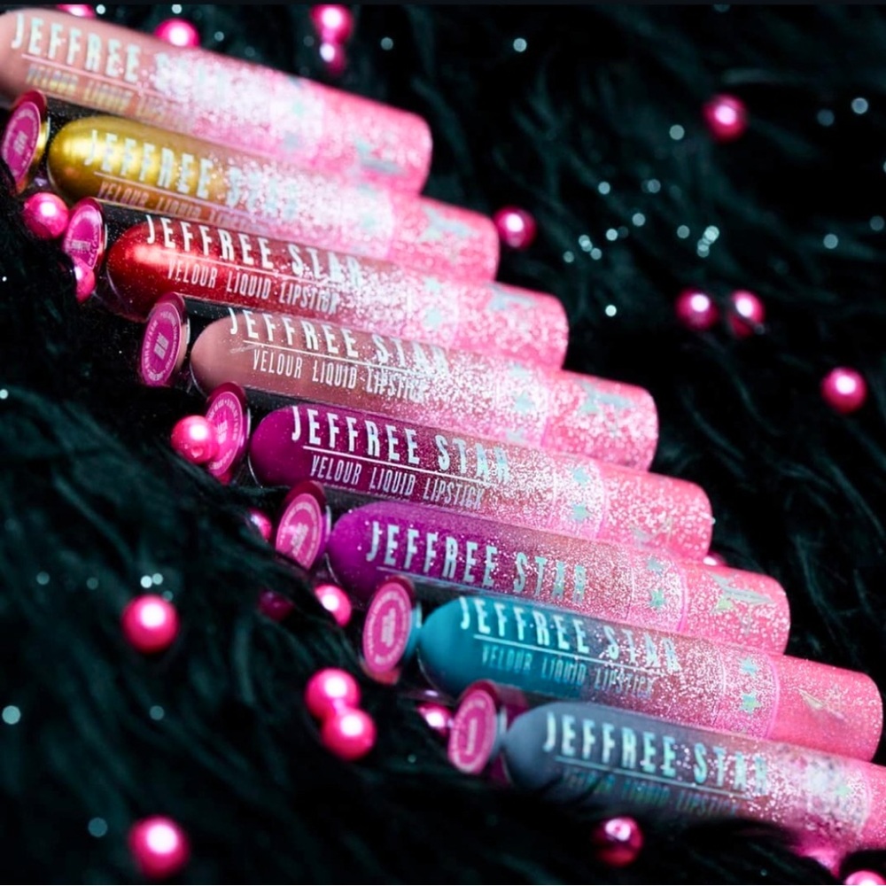 Jeffree Star | ‘Berries On Ice’ Velour Liquid Lipstick NiB | L.E. Holographic - Picture 12 of 16